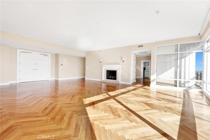 1 W Century Dr Unit 17A, Los Angeles, California 90067