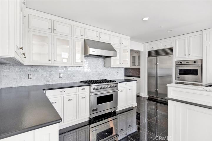 1 W Century Dr Unit 17A, Los Angeles, California 90067