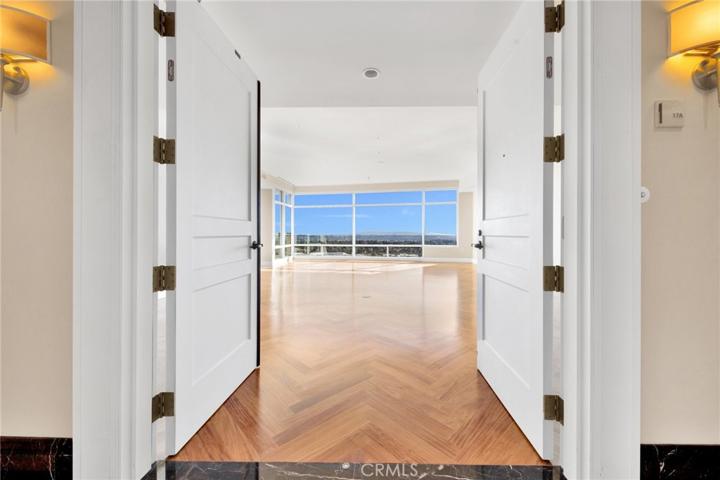 1 W Century Dr Unit 17A, Los Angeles, California 90067