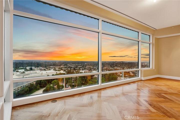 1 W Century Dr Unit 17A, Los Angeles, California 90067