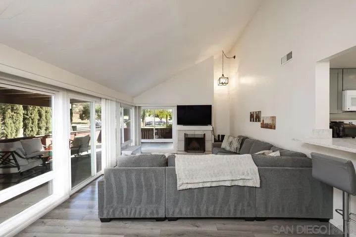23804 Green Haven Ln, Ramona, California 92065