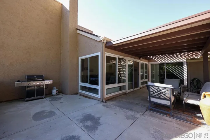 23804 Green Haven Ln, Ramona, California 92065