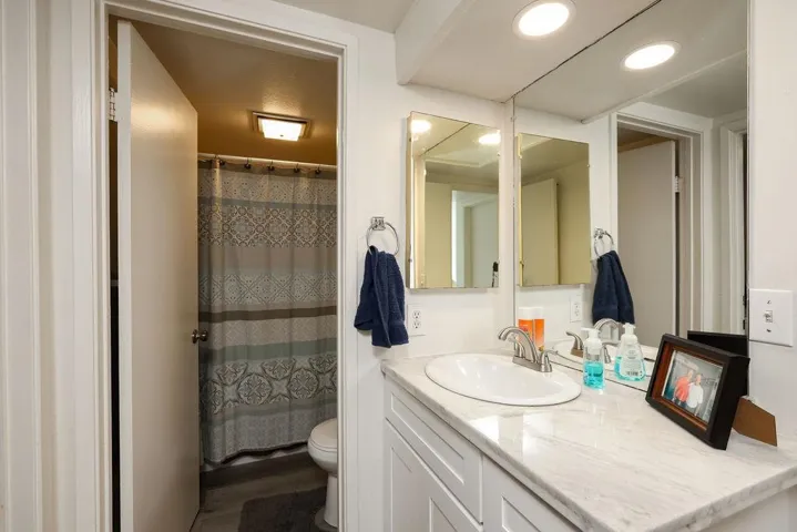 23804 Green Haven Ln, Ramona, California 92065