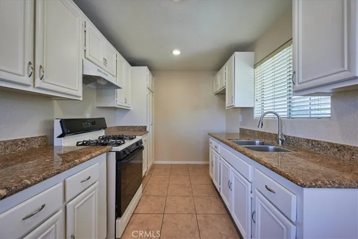 18407 9th Street, Bloomington, California 92316