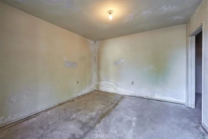 18407 9th Street, Bloomington, California 92316