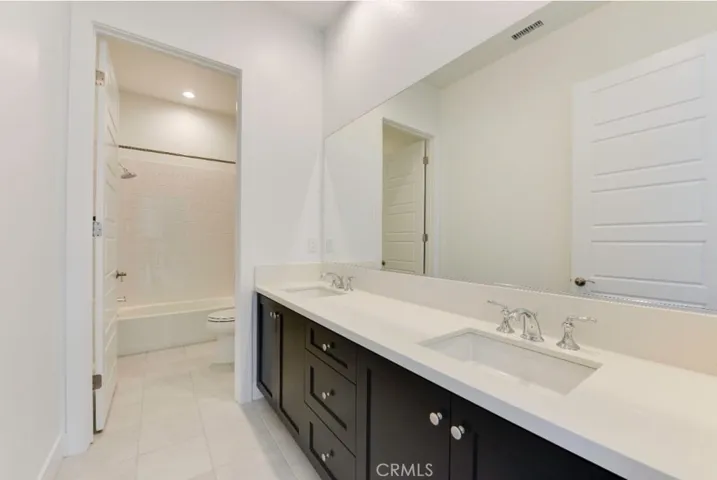 20709 Nashville Street, Chatsworth, California 91311