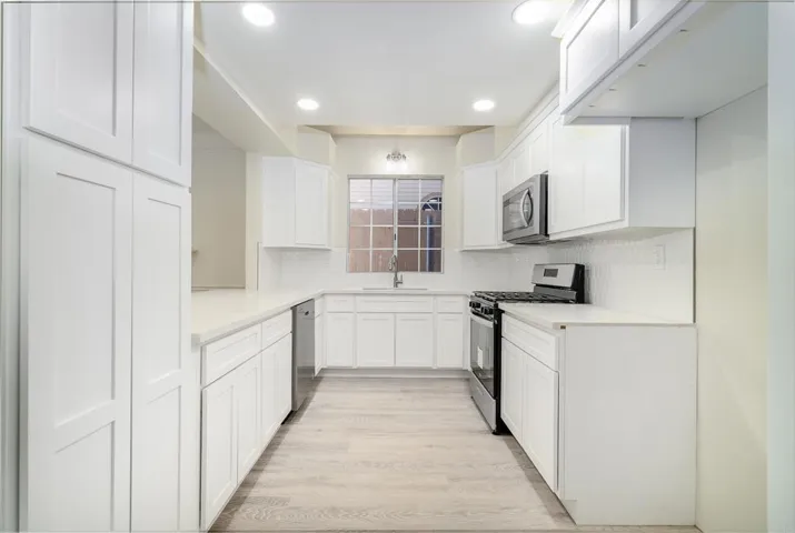 955 Rose Arbor Drive, San Marcos, California 92078