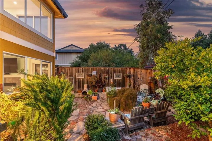 112 Fife Lane, Aptos, California 95003