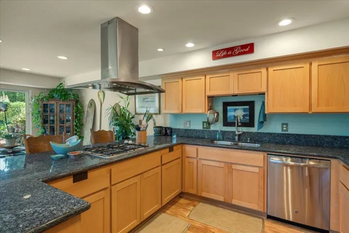 112 Fife Lane, Aptos, California 95003