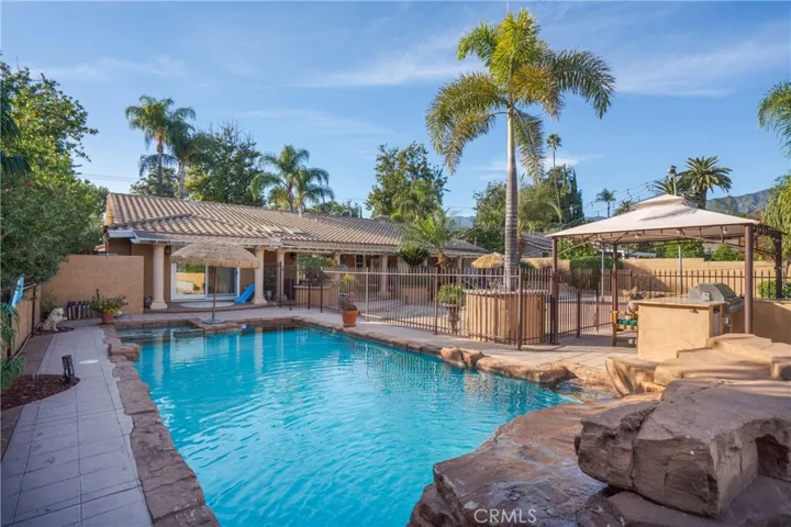 1876 Euclid Ave., Upland, California 91786