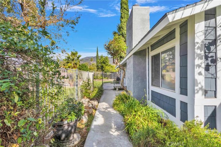 1118 Reservoir Drive, San Bernardino, California 92407