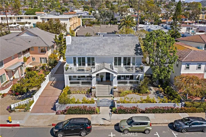 450 Cliff Drive, Laguna Beach, California 92651