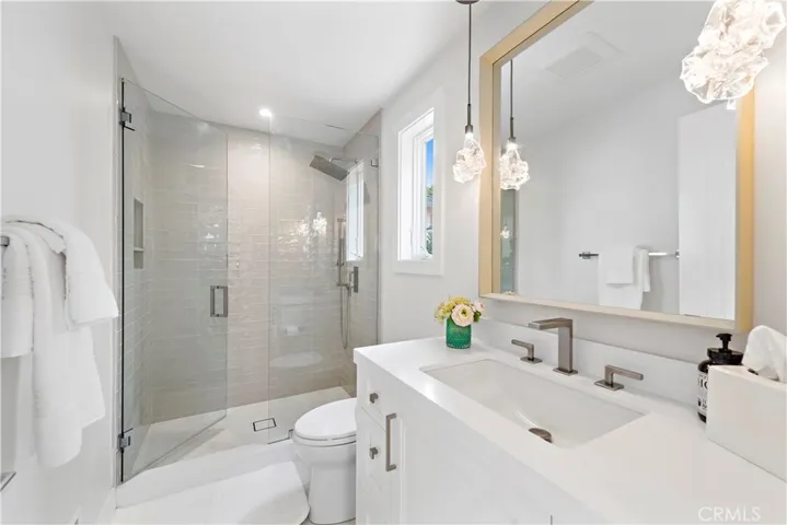 450 Cliff Drive, Laguna Beach, California 92651