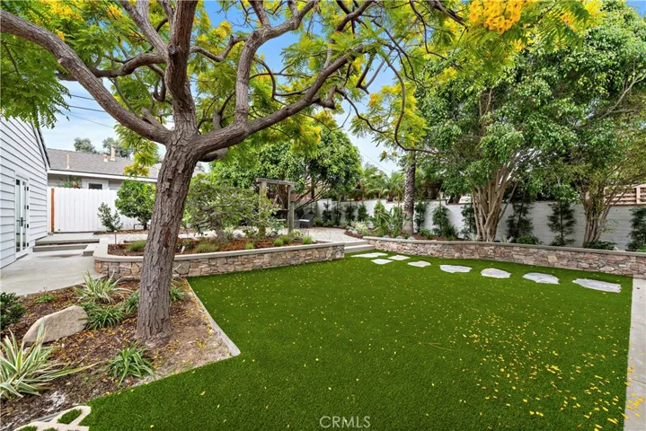 450 Cliff Drive, Laguna Beach, California 92651