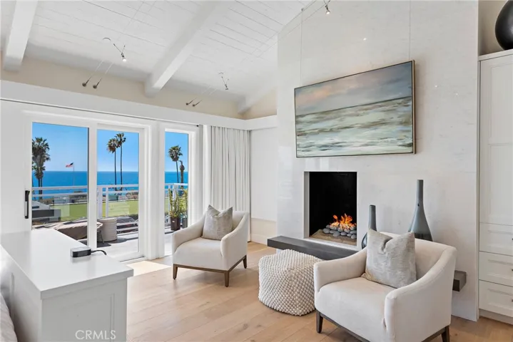 450 Cliff Drive, Laguna Beach, California 92651