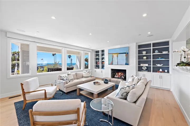 450 Cliff Drive, Laguna Beach, California 92651