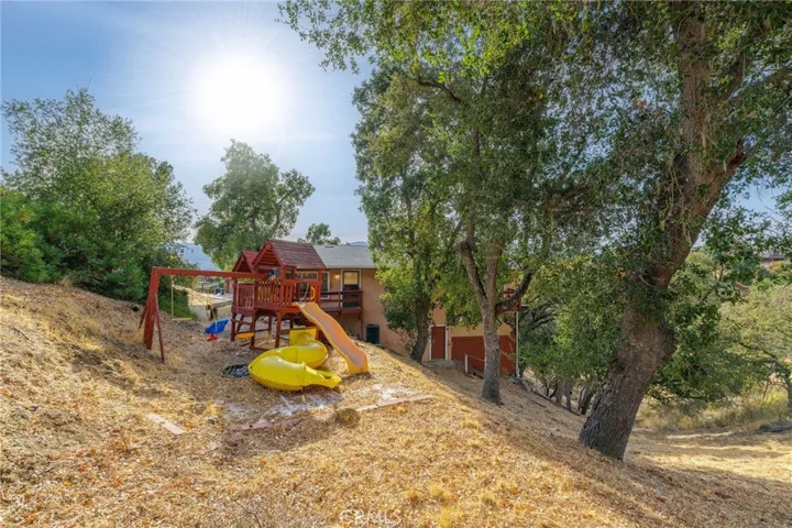 2265 Lariat Loop, Bradley, California 93426