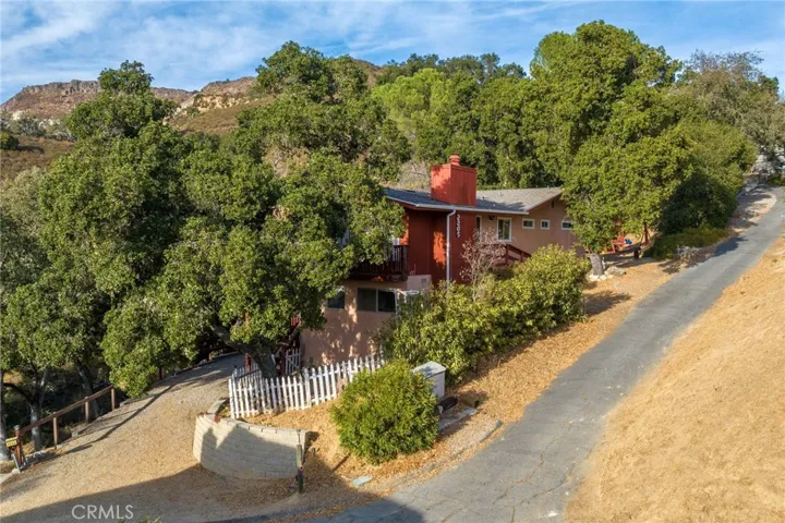 2265 Lariat Loop, Bradley, California 93426