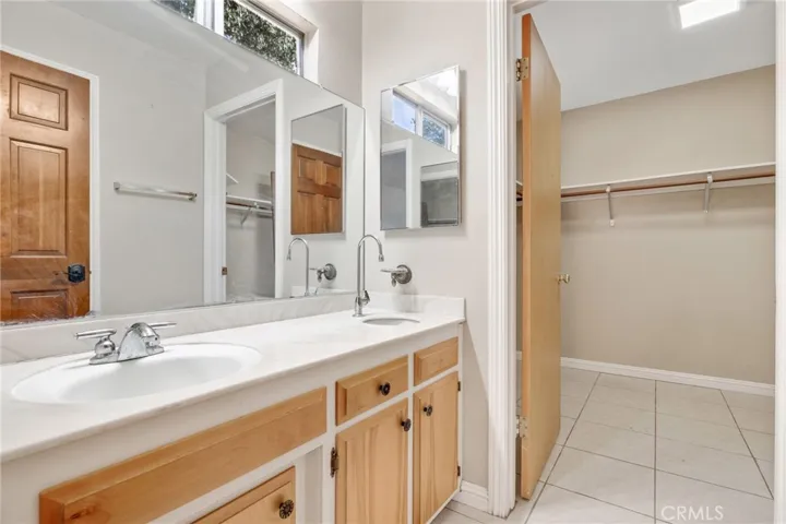 2265 Lariat Loop, Bradley, California 93426