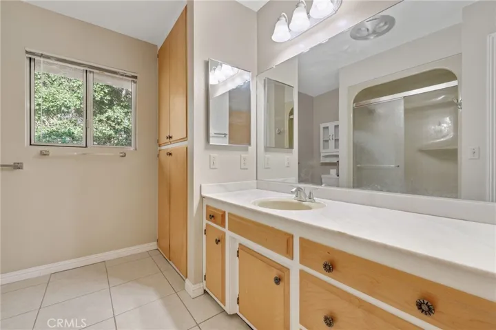 2265 Lariat Loop, Bradley, California 93426