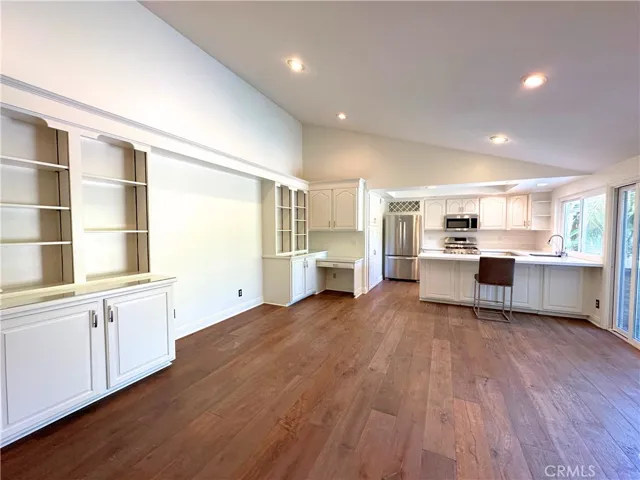 1229 Kelsford Court, Westlake Village, California 91361