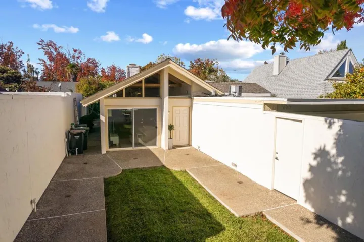 1477 Yukon Drive, Sunnyvale, California 94087