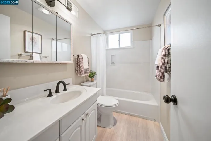 4566 Lincoln Dr, Concord, California 94521