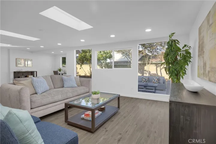4251 Opal Avenue, Cypress, California 90630