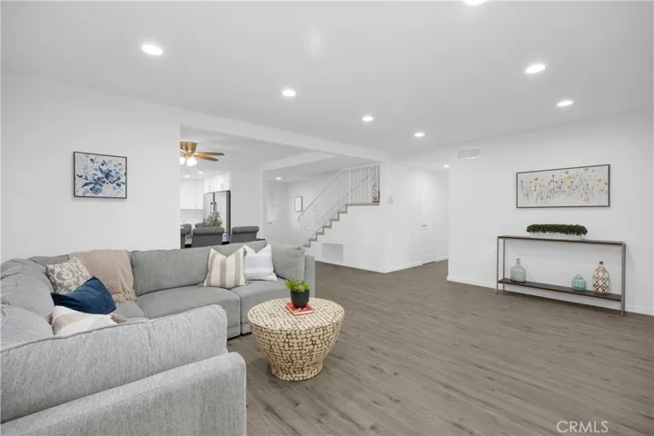 4251 Opal Avenue, Cypress, California 90630
