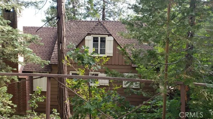 269 Hillside Road, Lake Arrowhead, California 92352