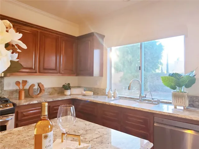 2950 S Buena Vista Avenue, Corona, California 92882