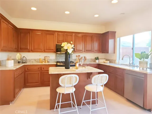 2950 S Buena Vista Avenue, Corona, California 92882