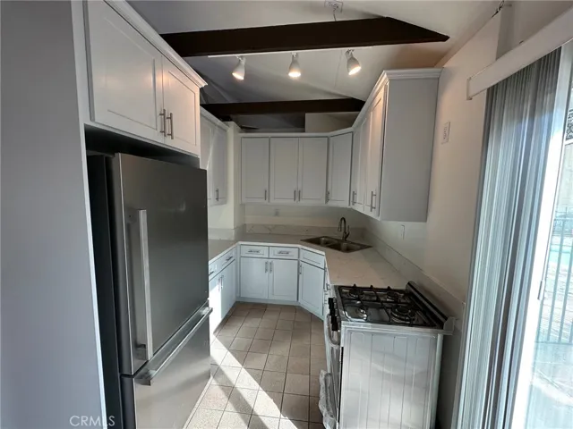 437 Cucamonga Avenue, Claremont, California 91711
