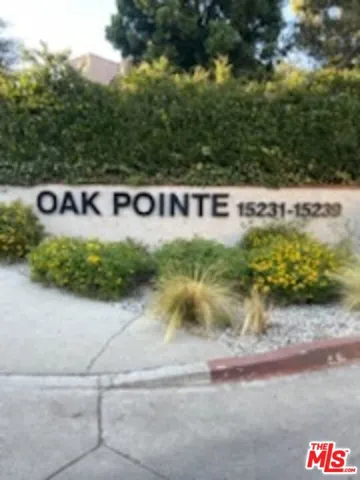 15233 Magnolia Boulevard 307, Sherman Oaks, California 91403