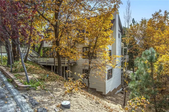 27683 North Bay Road, Lake Arrowhead, California 92352