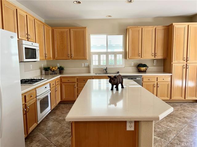 28306 Pleasanton, Menifee, California 92584