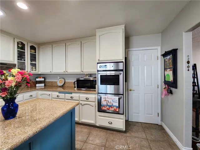 14450 Galleon Lane, Helendale, California 92342