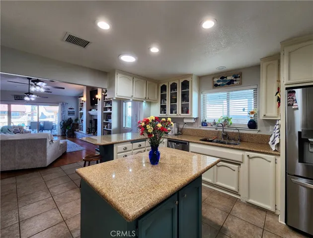 14450 Galleon Lane, Helendale, California 92342
