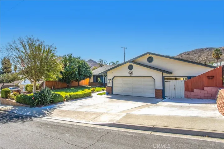 5430 Sierra Vista Avenue, Riverside, California 92505