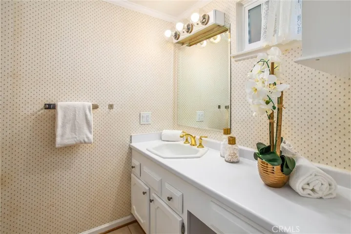 5430 Sierra Vista Avenue, Riverside, California 92505