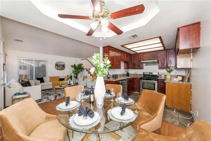 1384 S San Antonio Avenue B, Pomona, California 91766