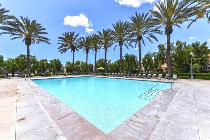 30 Calistoga, Irvine, California 92602