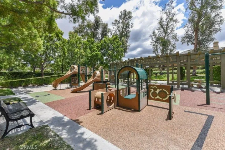 30 Calistoga, Irvine, California 92602
