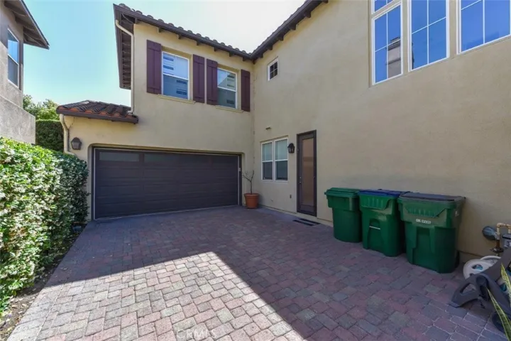 30 Calistoga, Irvine, California 92602