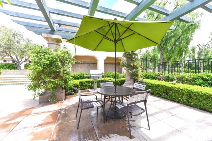 30 Calistoga, Irvine, California 92602
