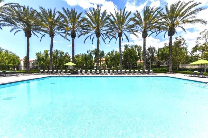30 Calistoga, Irvine, California 92602