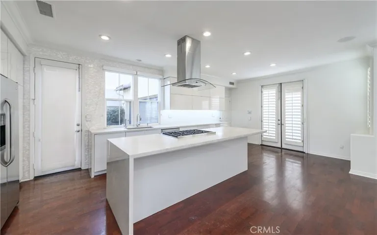 30 Calistoga, Irvine, California 92602