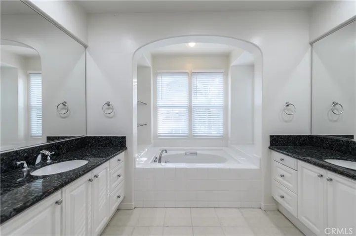 30 Calistoga, Irvine, California 92602