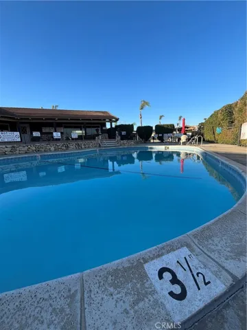 10001 W Frontage Street W 19, South Gate, California 90280