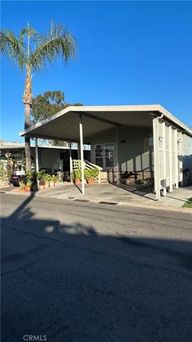 10001 W Frontage Street W 19, South Gate, California 90280